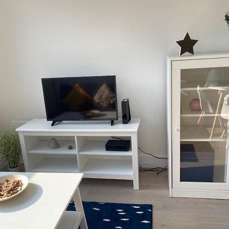 Central Location, Parking, Wi-Fi, Modern Apartment Milton Keynes Dış mekan fotoğraf